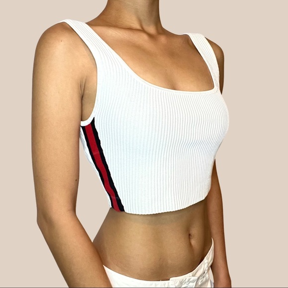 π€ Babaton ribbed crop top π€ - Picture 3 of 4